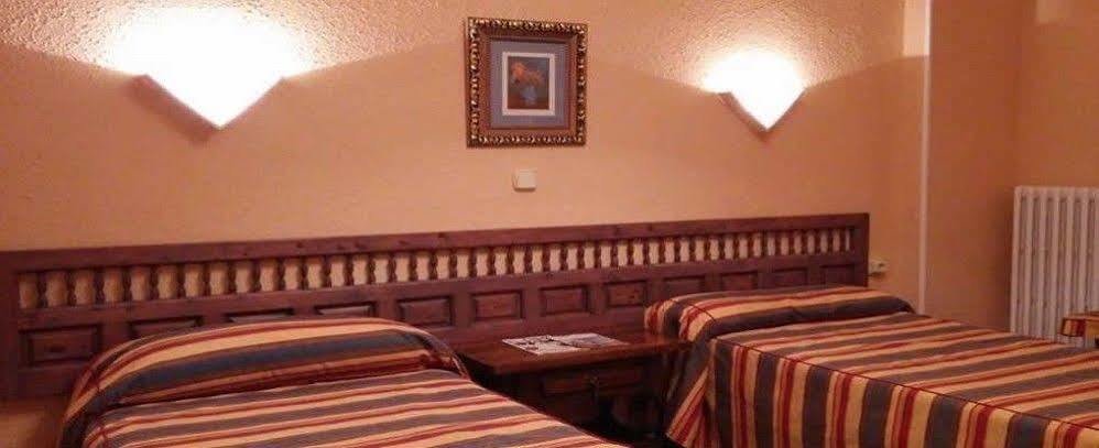 Hotel Montes Blancos Ezcaray Eksteriør billede