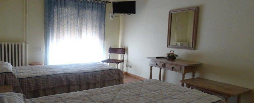 Hotel Montes Blancos Ezcaray Eksteriør billede